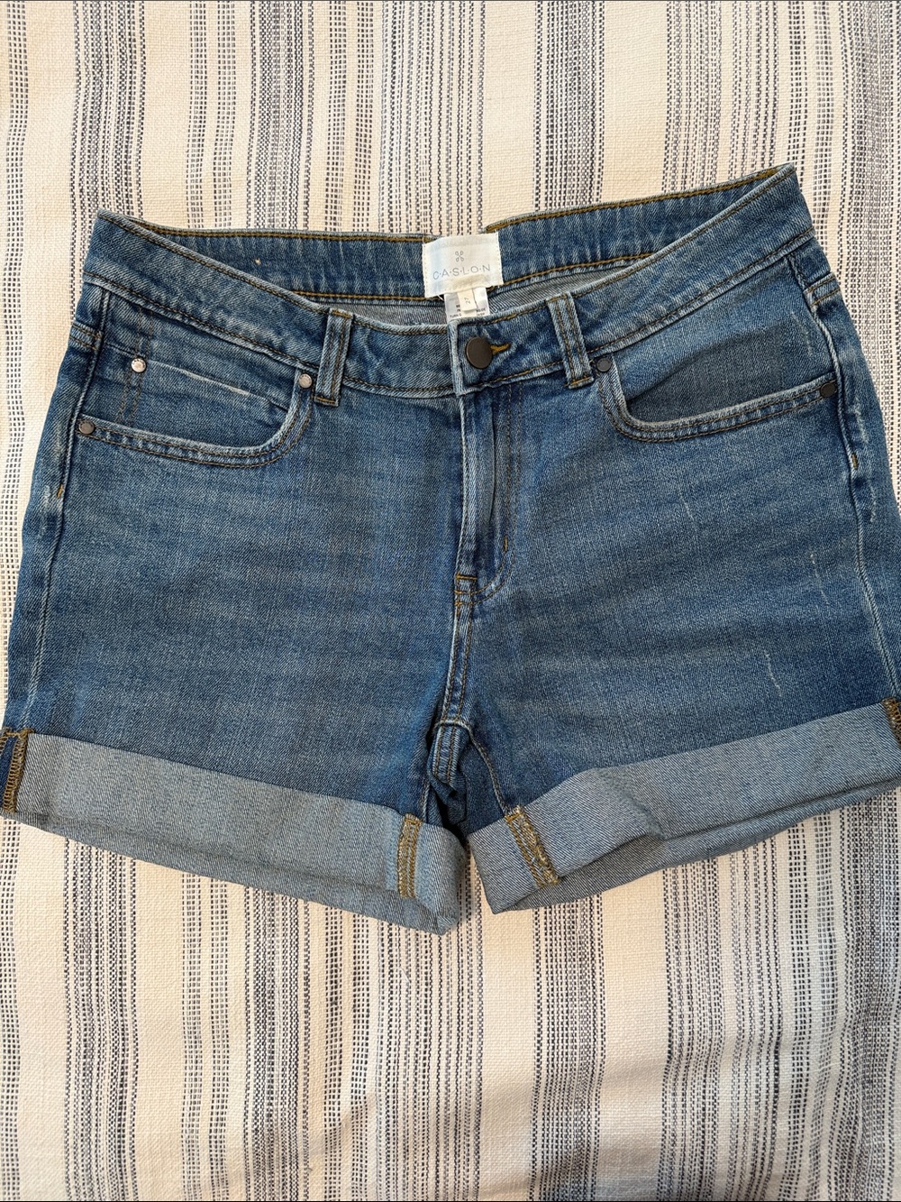 Caslon boyfriend Blue Rolled Cuff Denim Shorts